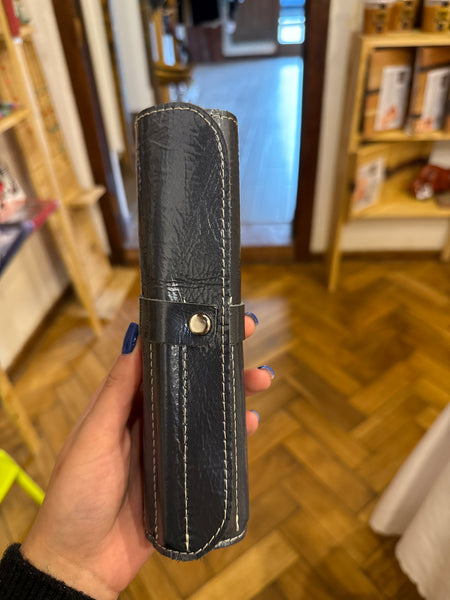 Estuches de cuero