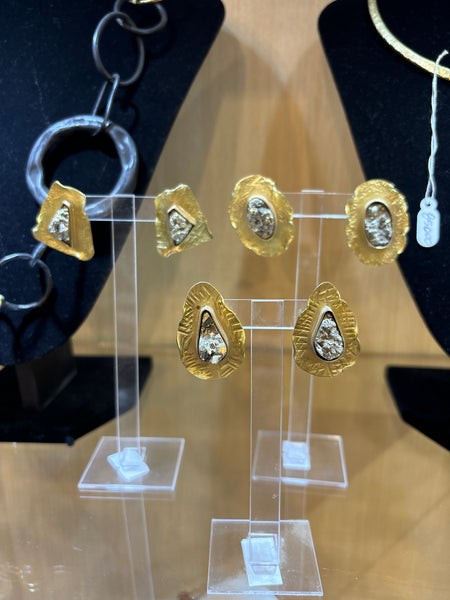 Aros con piedra bronce