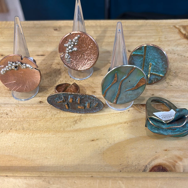 Anillos de cobre y bronce